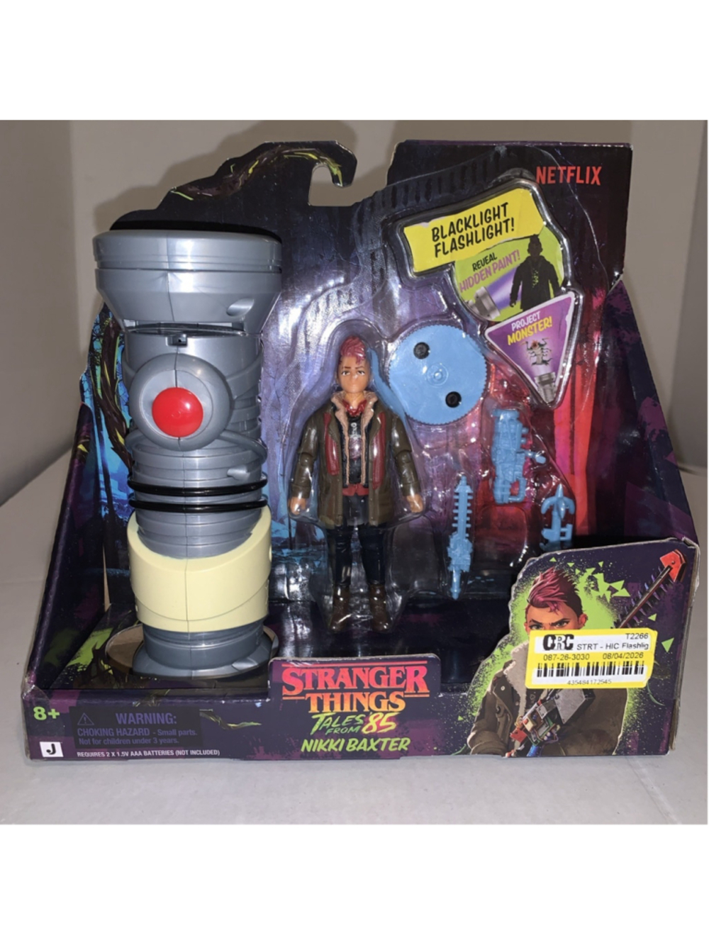 Stranger Things Tales From '85 Nikki Baxter with Flashlight 3.75" Figure NIB